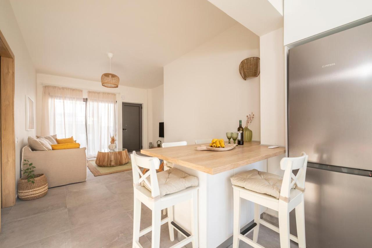 Irene'S Sunny Apartment Cos Exterior foto